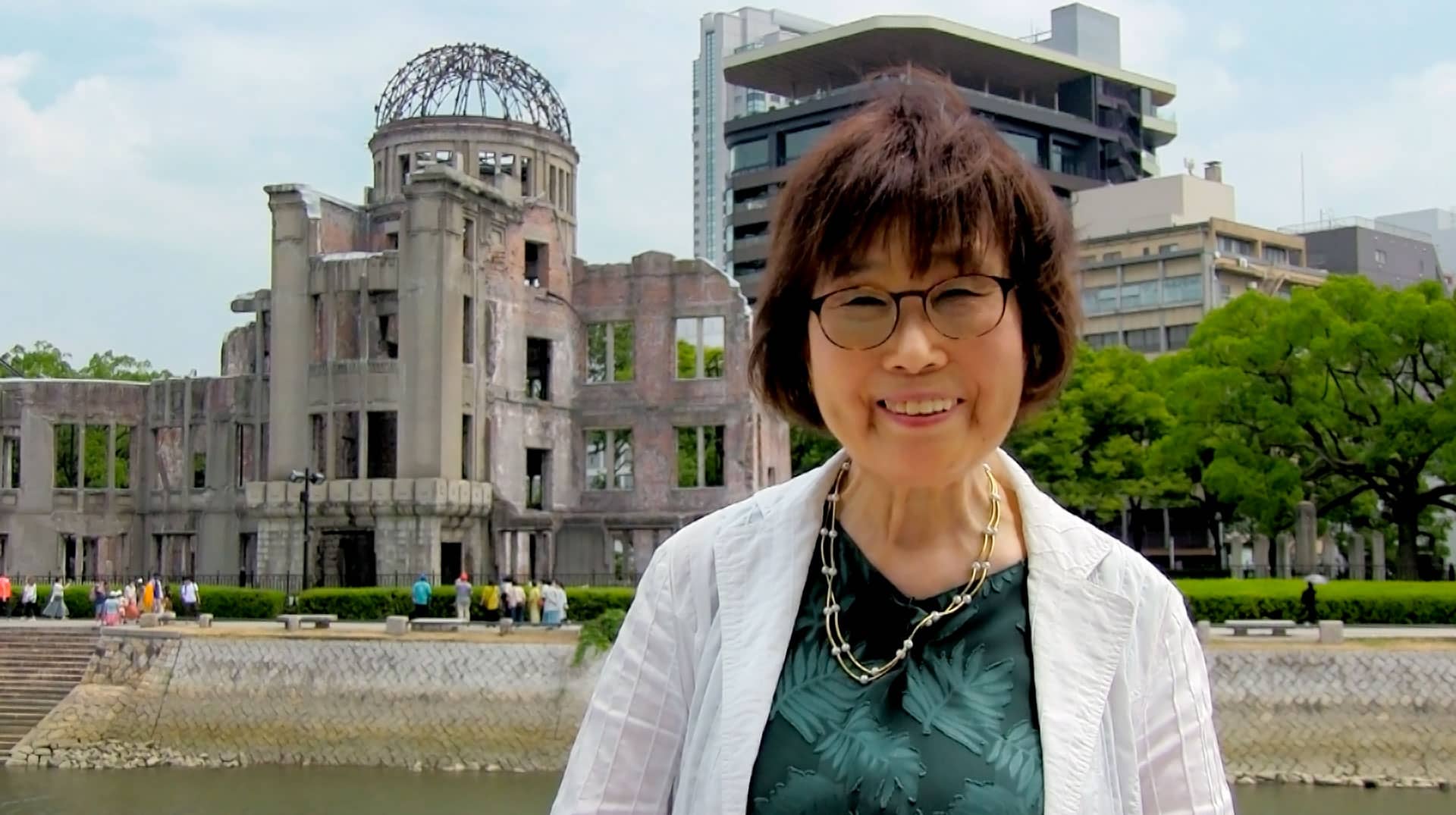 Keiko Ogura in front of the A-bomb Dome